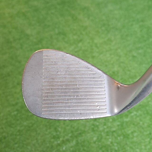 Fotografía de Wedge Cleveland CBX Loft 56° Bounce 12