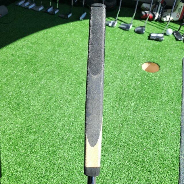 Fotografía de Putter Ping Black 2-Ball Mesquite 35"