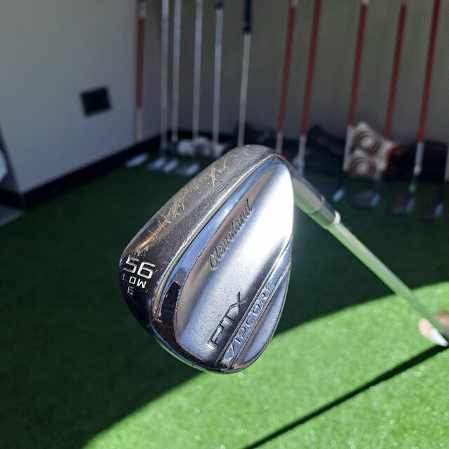 Fotografía de Wedge Cleveland RTX Zipcore Black Loft 56° Bounce 6