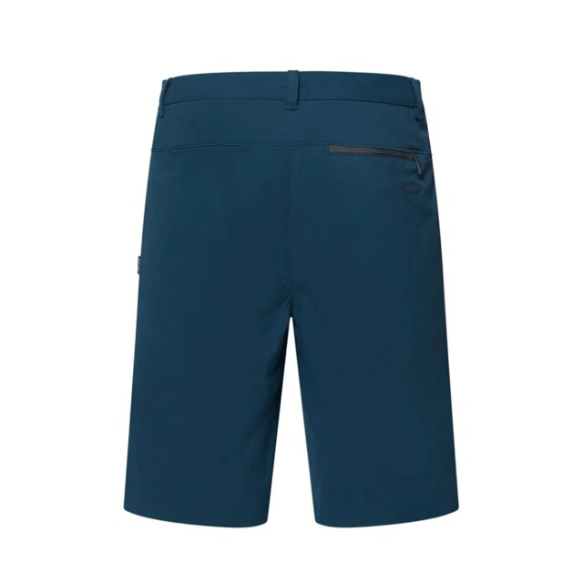 Fotografía de Bermuda Oakley Perf Terrain Short Oil Blue